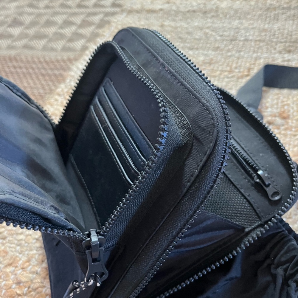 Sleek Travel Bag